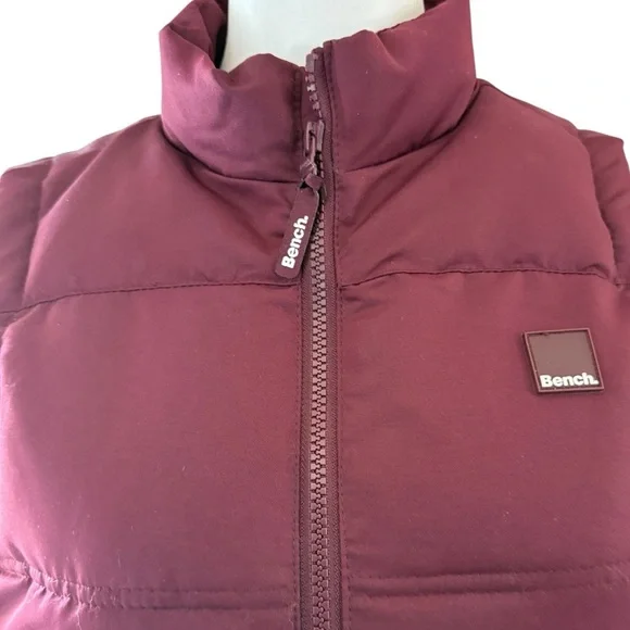 Bench Women's Burgundy Puffer Vest, Plum, like new, size Small - Picture 5 of 10